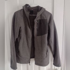 Thick Gray Fleece Jacket with Black Pocket